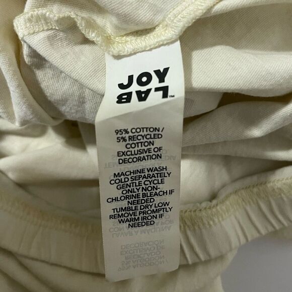 JoyLab Yellow Crop Top. - Picture 5 of 5